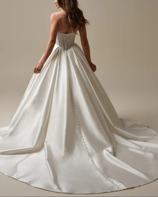 Wedding Dress A-Line V-Neck Strapless Sweetheart Neckline Off-the-Shoulder Sleeveless Beaded Gorgeous Bridal Gown Formal Wear Dress