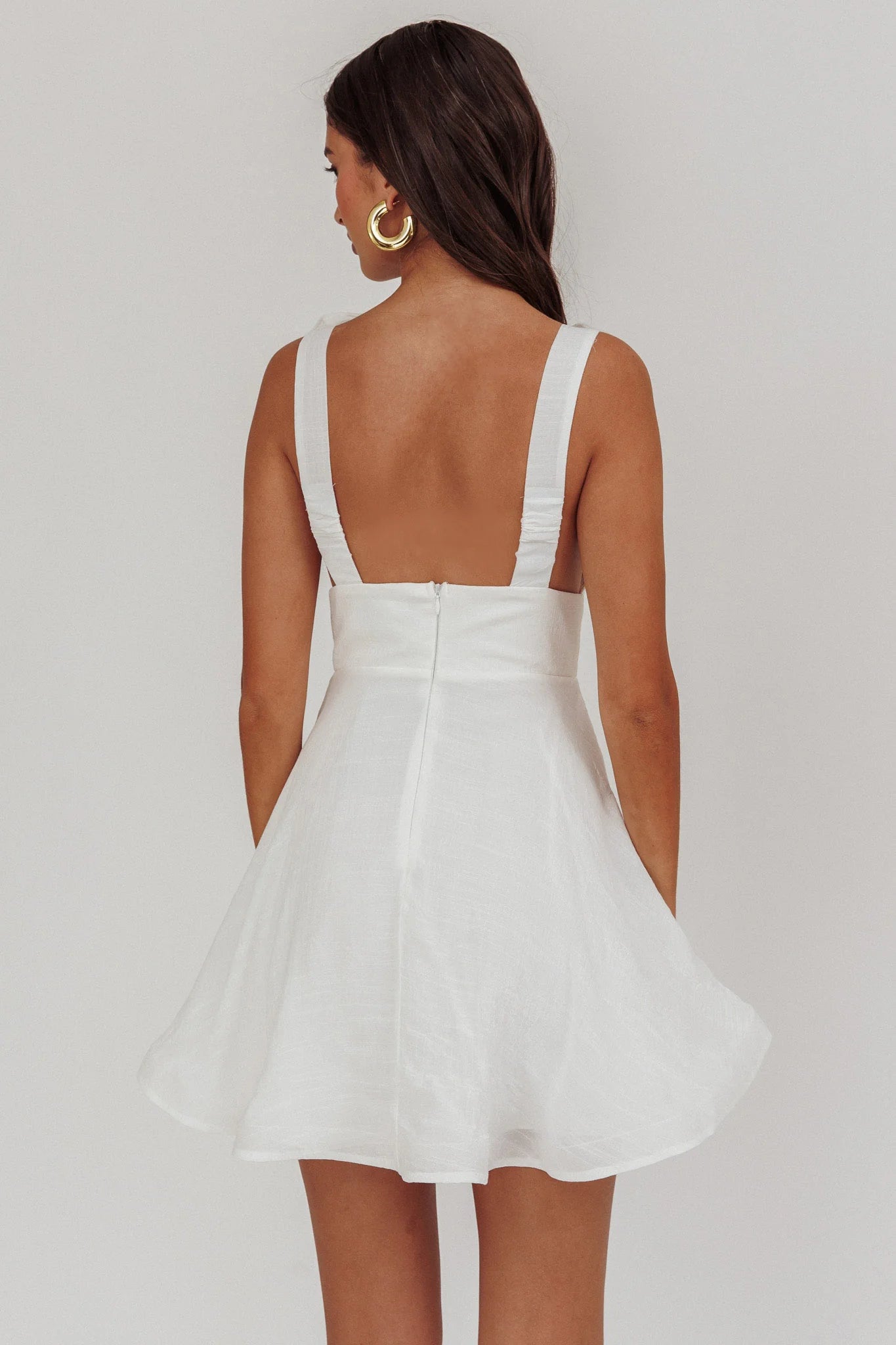 White A Line V Neck Wide Shoulder Straps 3D Flower Backless Cute Mini Dress Hot Sale Homecoming Dress