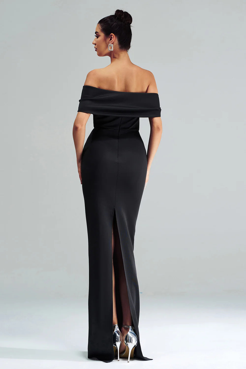 Elegant Black Mermaid Off the Shoulder Strapless Satin with Slit Long Formal Dress Hot Sale Evening Dresses