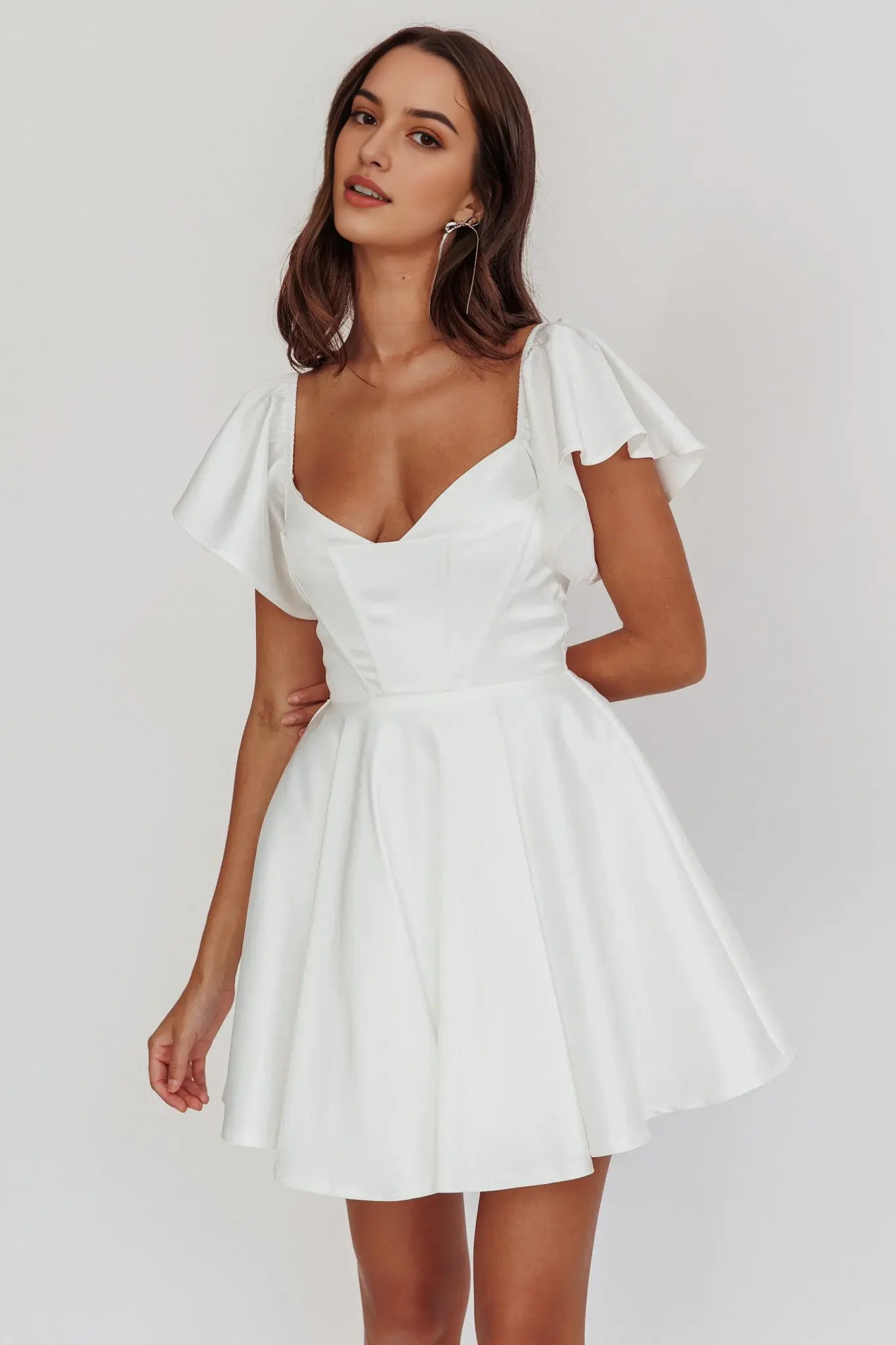 Elegant A Line Sweetheart Neckline Flutter Short Sleeve Ruched Simple White Mini Dress Hot Sale Homecoming Dress