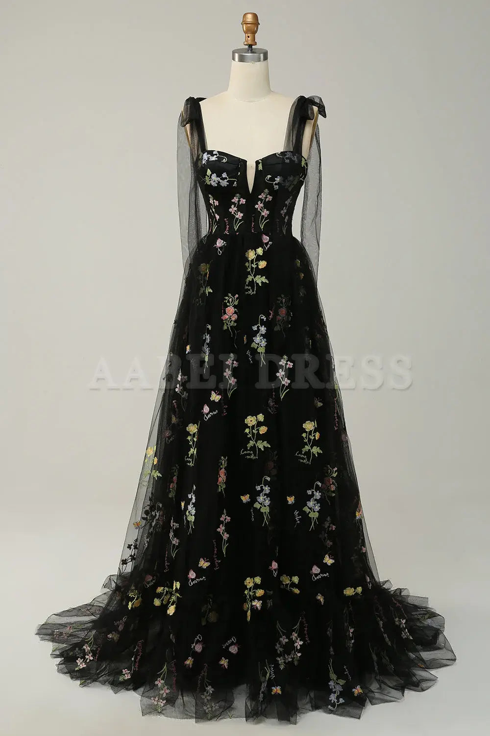 Prom Dress A Line Spaghetti Straps Corset Lace up Long Embroidery Luxurious Formal Wear Dresses