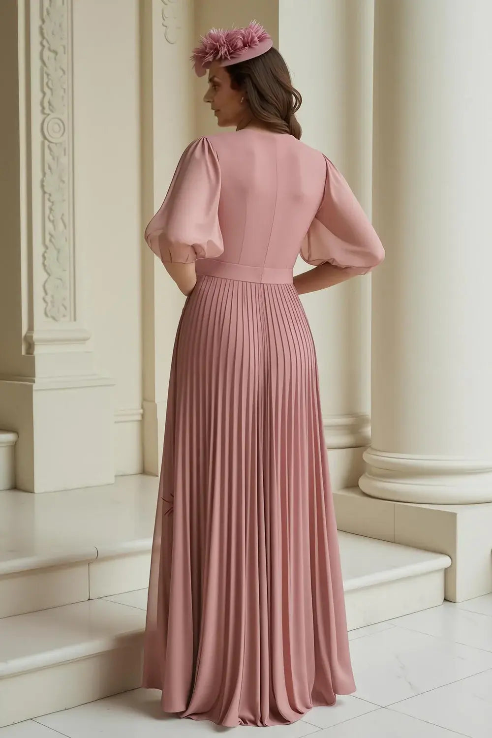Exquisite Dusty Rose Chiffon A Line V Neck Transparent Half Sleeve Pleated Dress Fashion Long Wedding Guest Dress Hot Sale Mother of the Bride Dresses