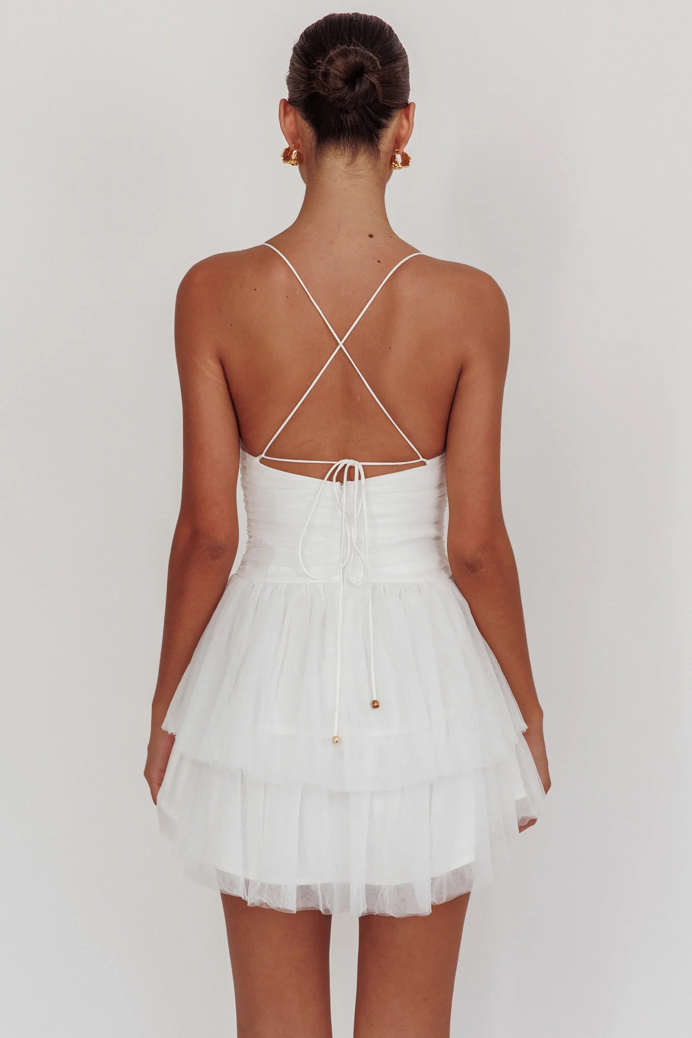 Charming A Line V Neck Spaghetti Strap Layered Ruched Mesh Backless White Mini Dress Hot Sale Homecoming Dress