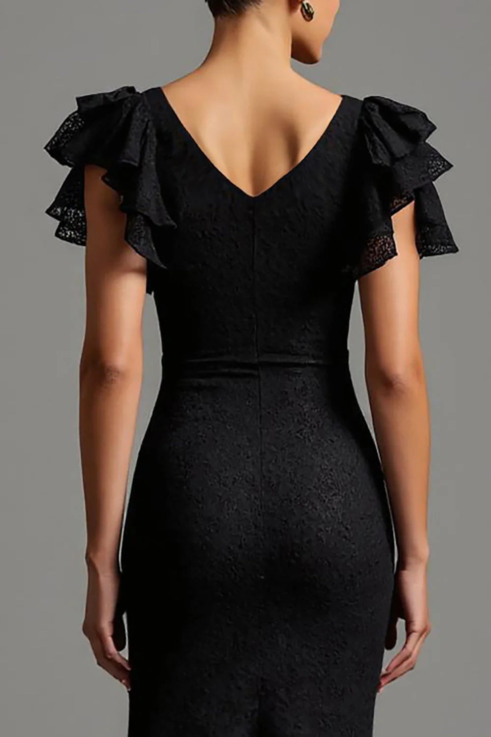 Charming Black Lace Mermaid Boat Neck V back Long Formal Dress with Ruffles Elegant Evening Dresses