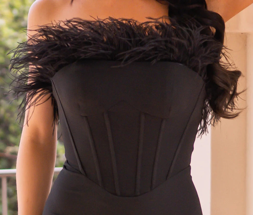 Evening Dress Floor Length Fitted Mermaid Skirt Leg Slit Sweep Train Elegant Back Lace up Black Formal Dress