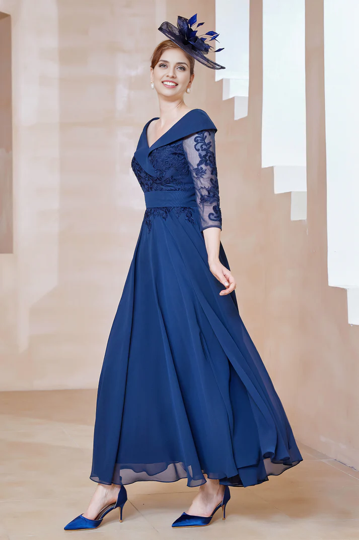 Fall November December Wedding Guest Dress A-Line V-Neck Lace Applique Chiffon Dress Mother of the Groom / Bride Dresses