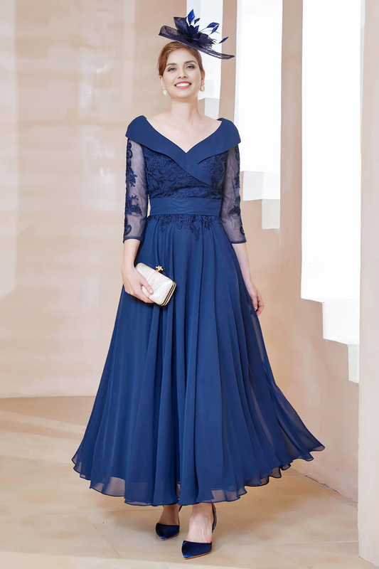 Fall November December Wedding Guest Dress A-Line V-Neck Lace Applique Chiffon Dress Mother of the Groom / Bride Dresses