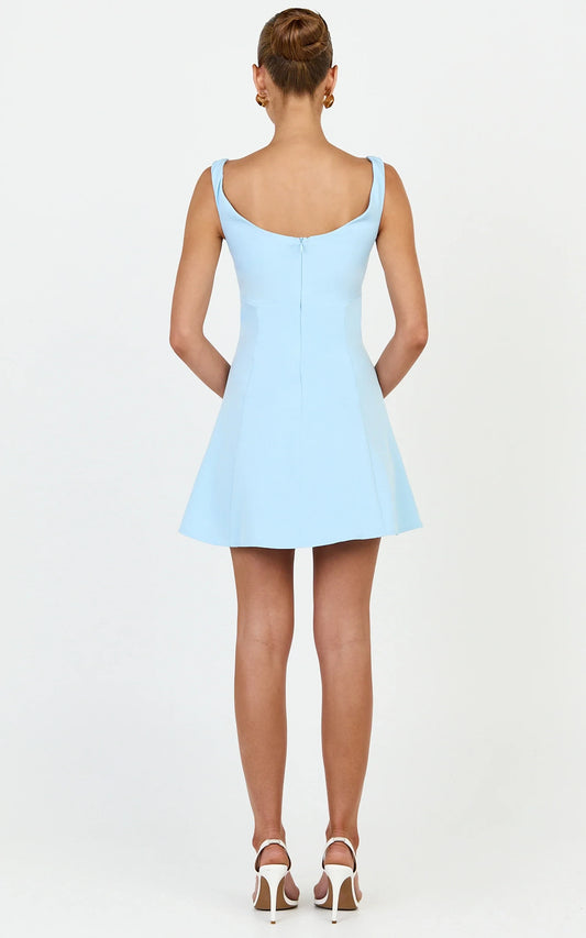 Chic A-Line Sweetheart Neck Wide Strap Sleeveless Scoop Back Mini Homecoming Dresses for Women