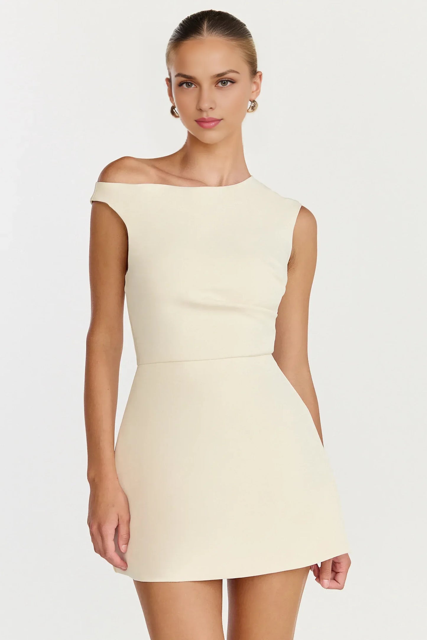 Chic Asymmetrical One-Shoulder Sleeveless Plain Back Mini A-Line Homecoming Dresses