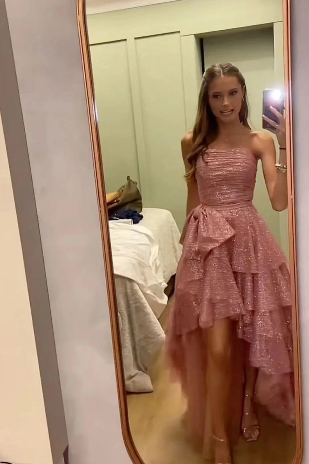 Dazzling A-Line Strapless Sleeveless High-Low Hi-Lo Tiered Bow Evening Dress