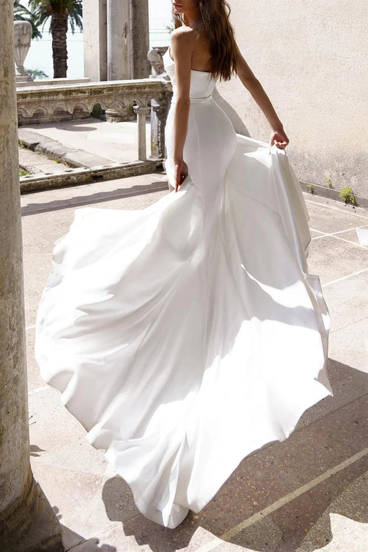 Elegant Mermaid Sweetheart Strapless Open Back Train Length Wedding Dress