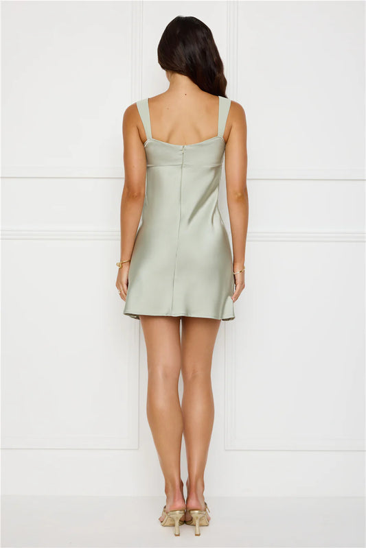 Elegant A-Line Sweetheart Ruched Sleeveless Zipper Back Mini Homecoming Dresses