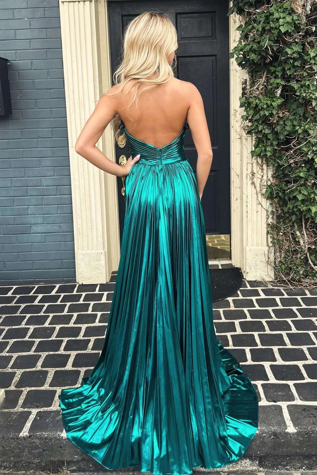 Glamorous A-Line Halter Sleeveless Open Back Sweep Train Teal Metallic Evening Dresses