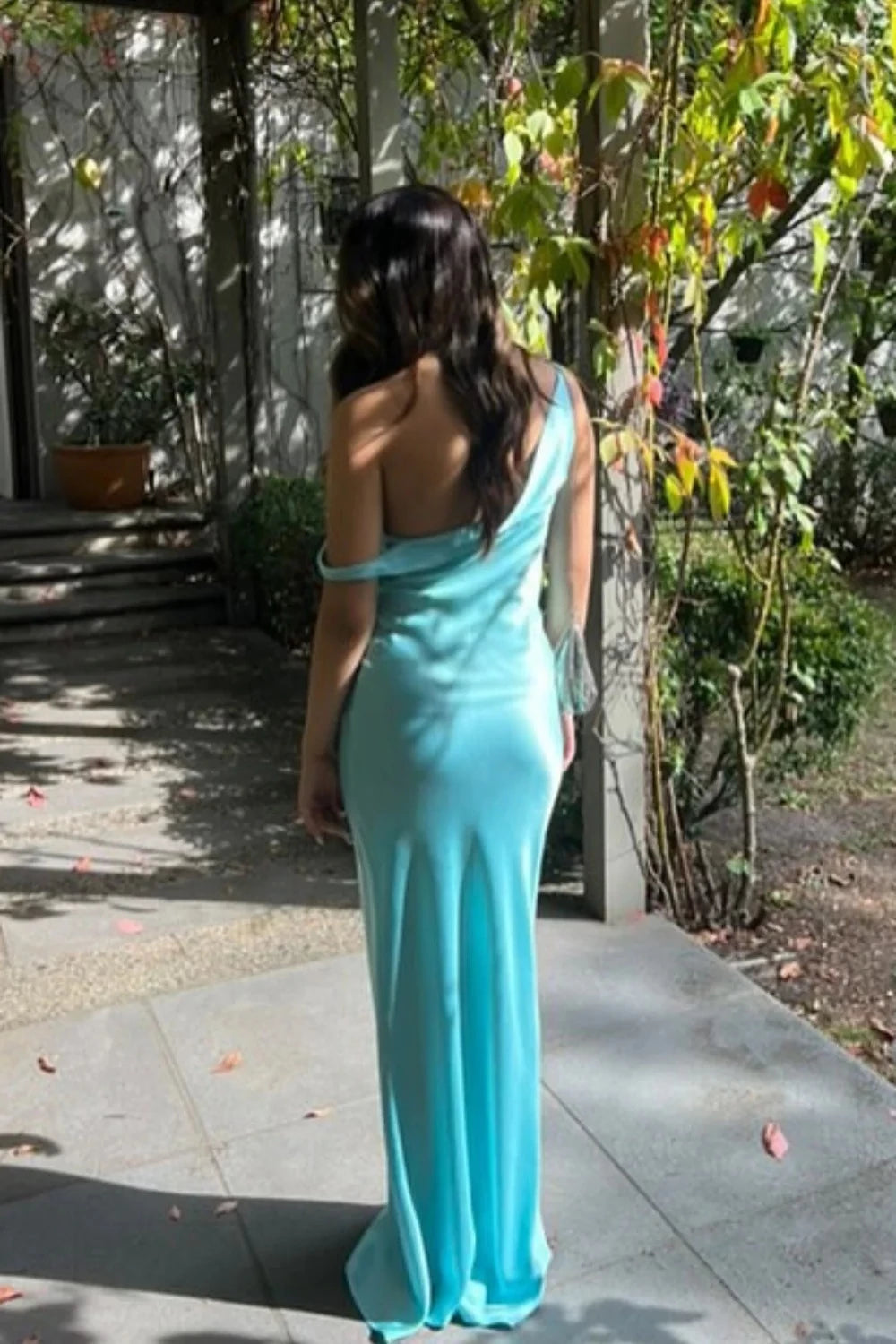 Glamorous Mermaid One-Shoulder Sleeveless Open Back Floor-Length Turquoise Satin Evening Dresses