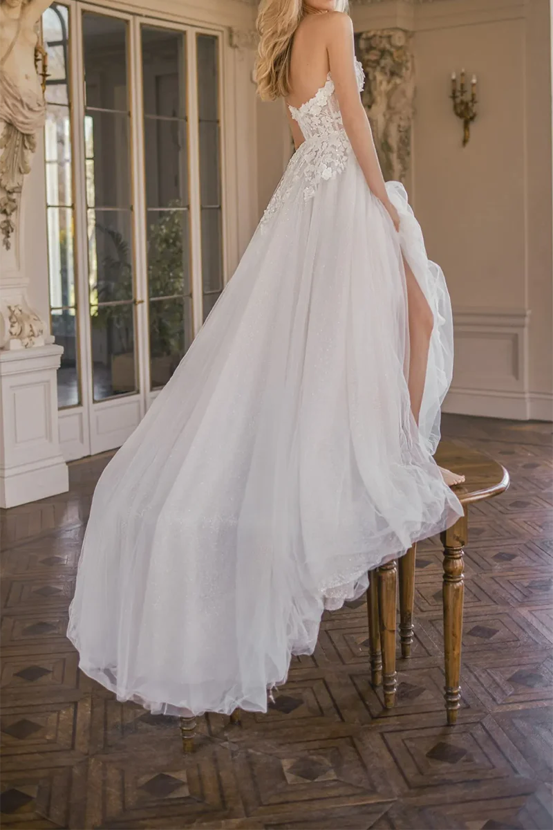 Romantic Ball-Gown Plunge-V-Neck Strapless Open-Back Train-Length Wedding Dress