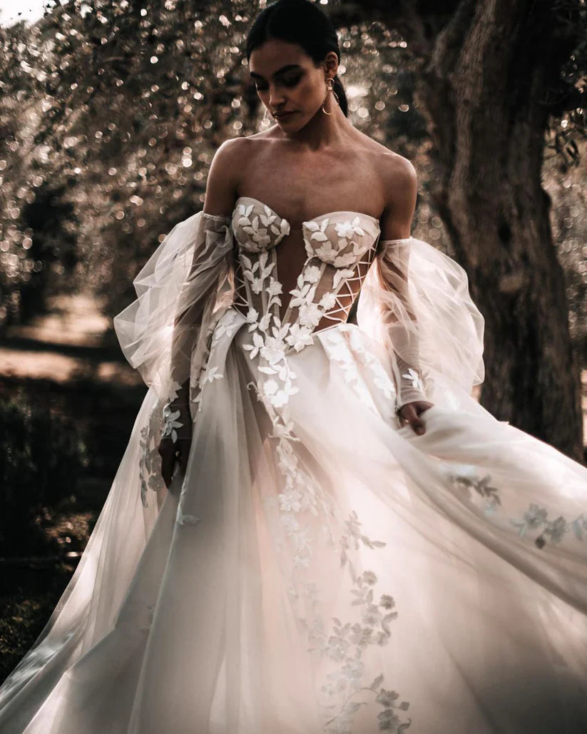 Vintage A-Line Plunge-V-Neck Cap-Sleeve Open-Back Train-Length Wedding Dress