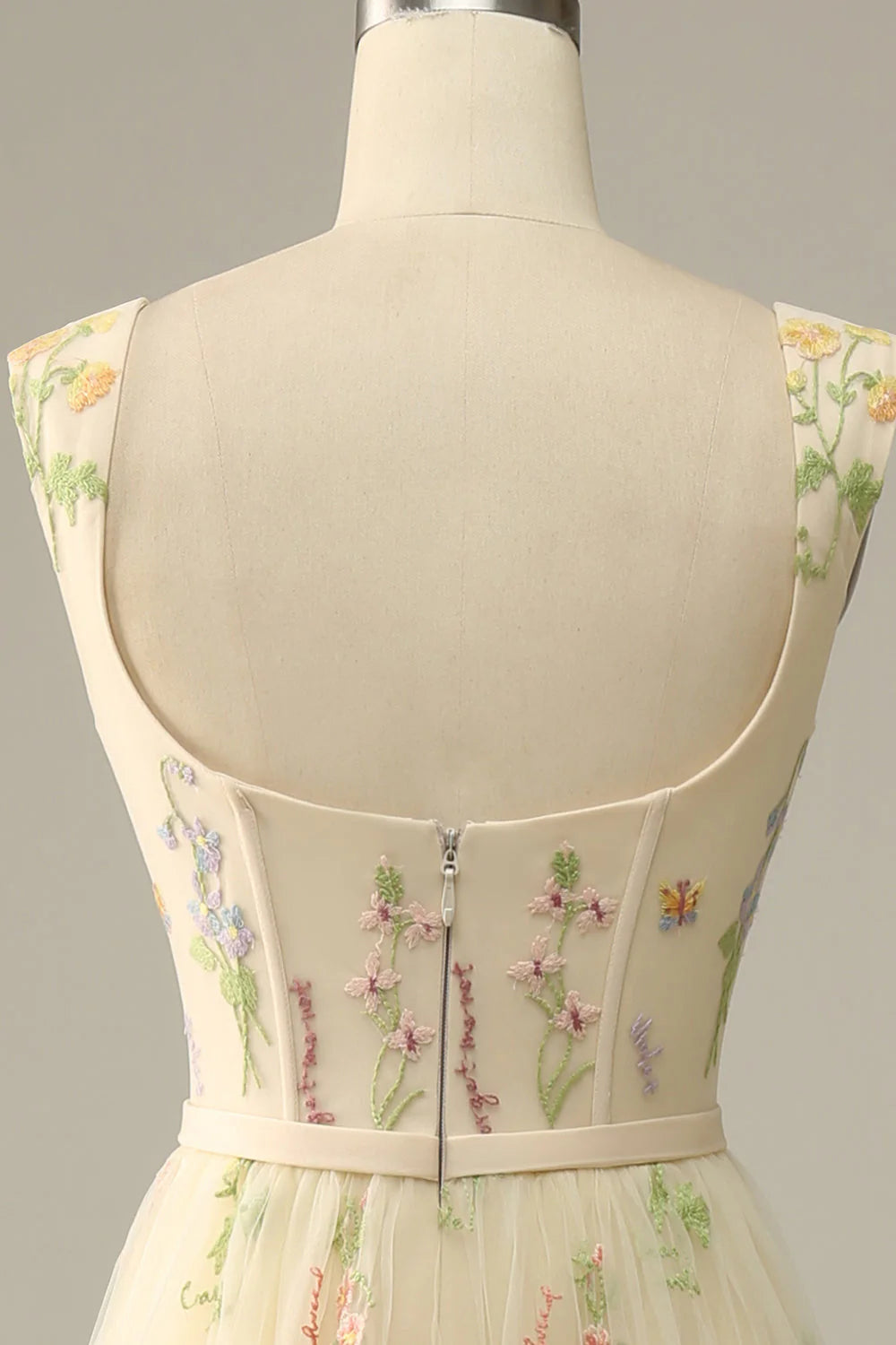 Prom Dress A-Line Square Neck Lace Embroidered Unique Luxury Formal Wear Dresses