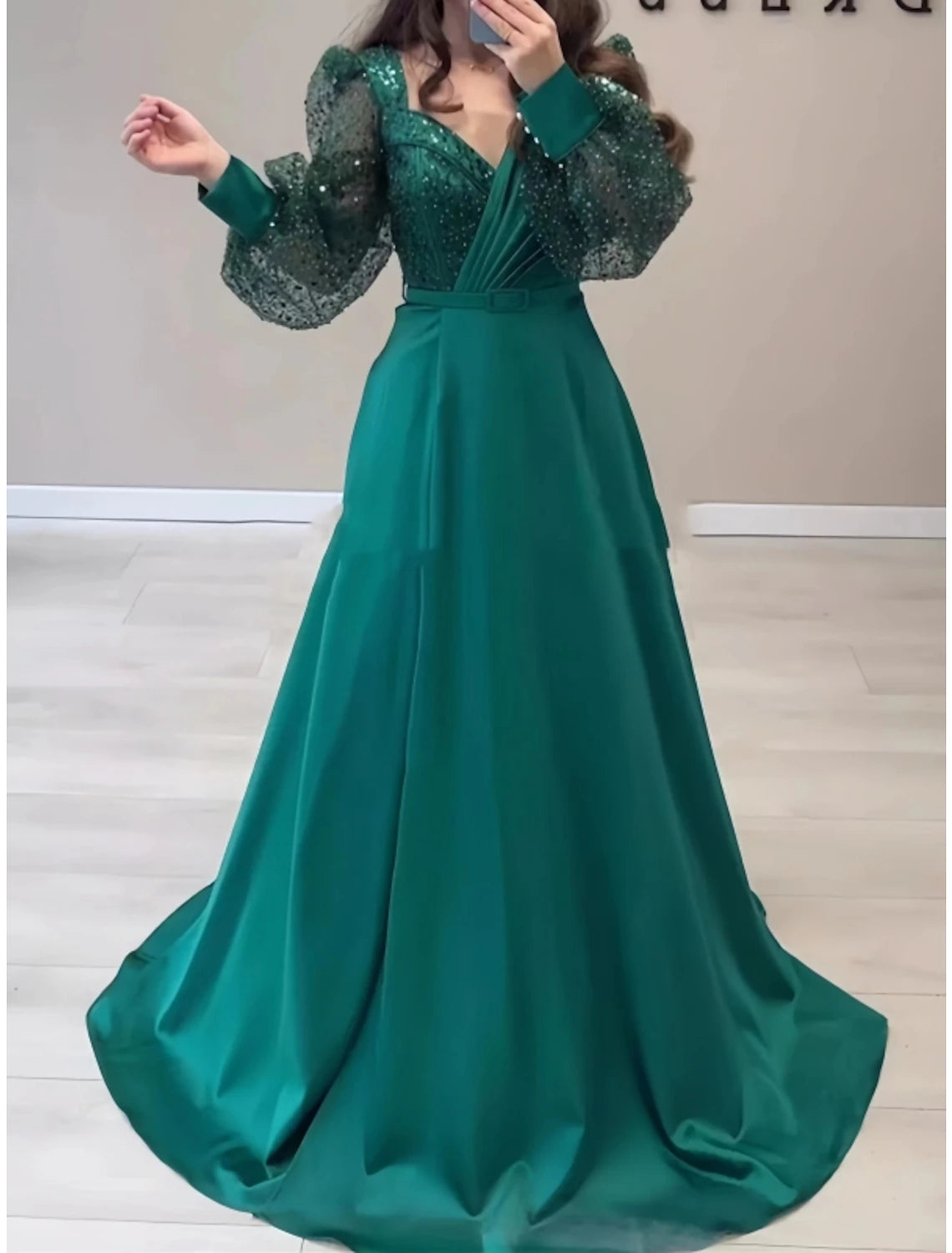 A-Line Evening Gown Sparkle & Shine Black Dress Formal Fall Sweep / Brush Train Long Sleeve V Neck Satin with Glitter Pleats