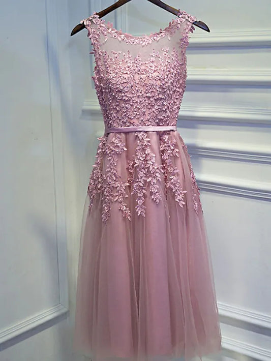 Elegant A-Line Jewel Neck Sleeveless Lace Beaded Short Mini Evening Dress.