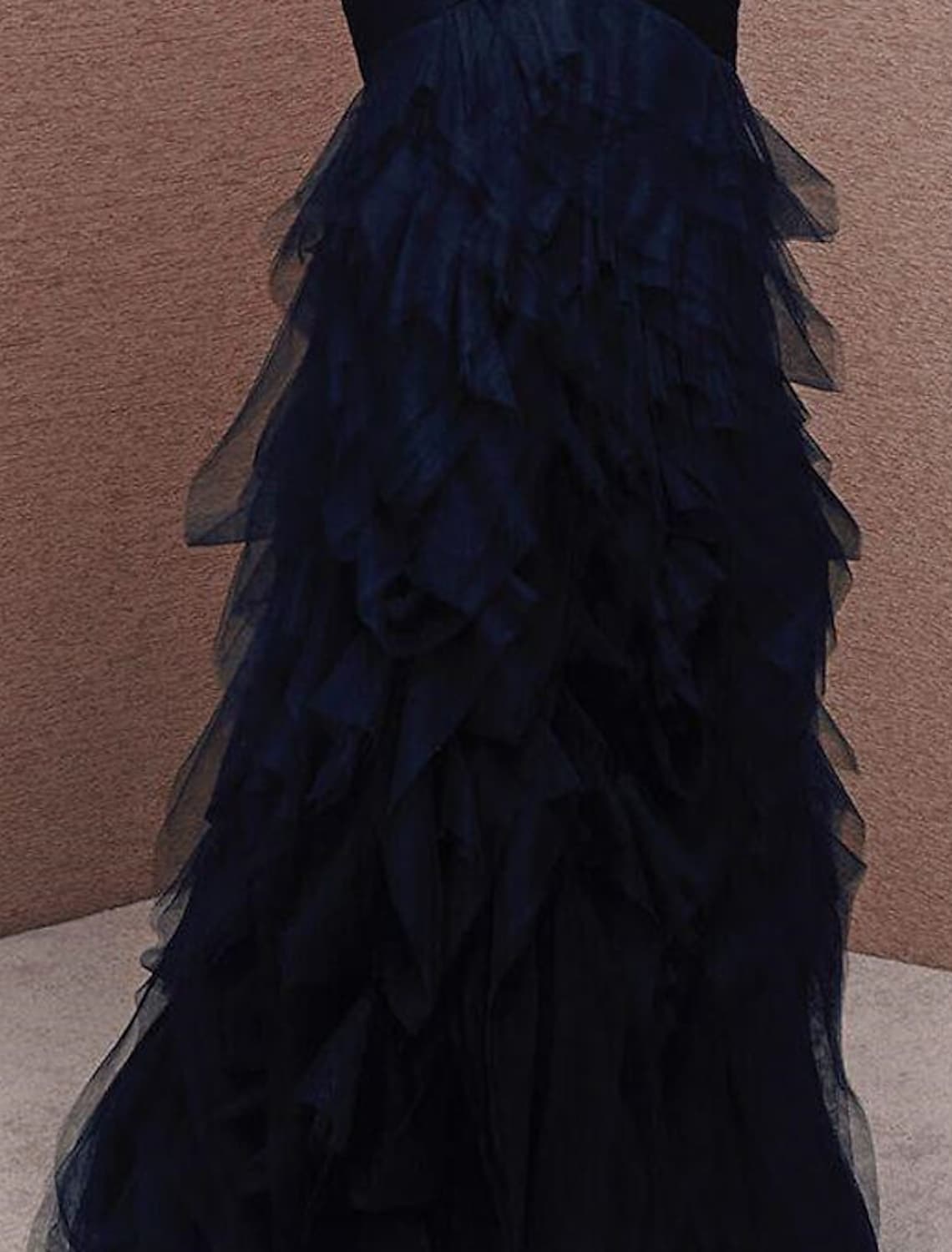 Elegant Mermaid Trumpet Strapless Ruched Tulle Navy Floor-Length Evening Gown.