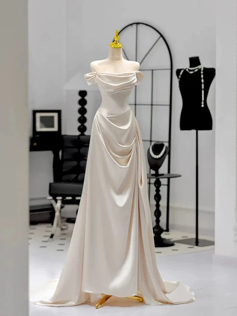 Elegant A-line Off Shoulder Short Sleeve Zip Back Train Wedding Gown