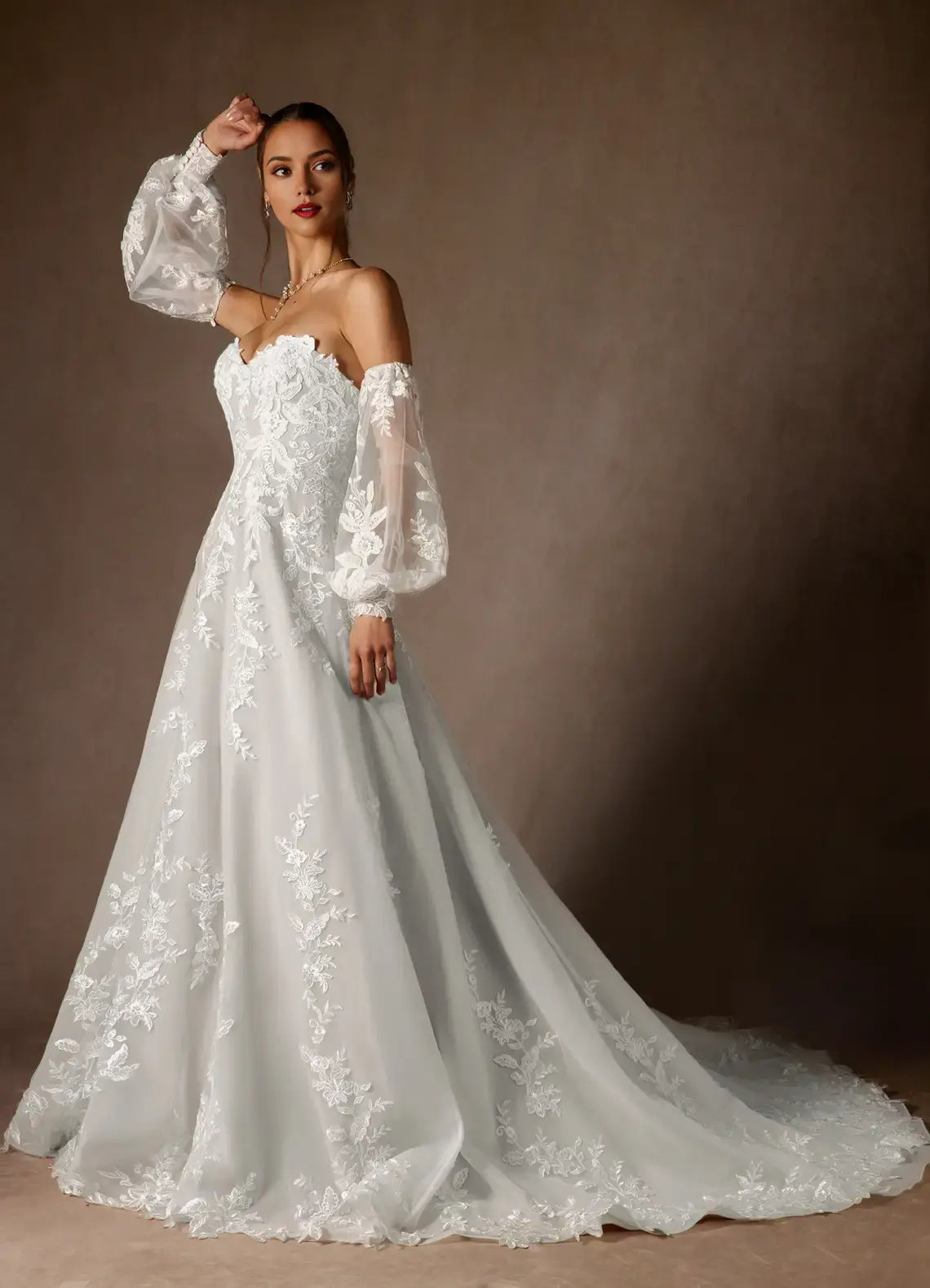 Exquisite A Line Strapless Sweetheart Neckline Detachable Long Sleeves Lace Applique Backless Romantic Hot Sale Wedding Dress