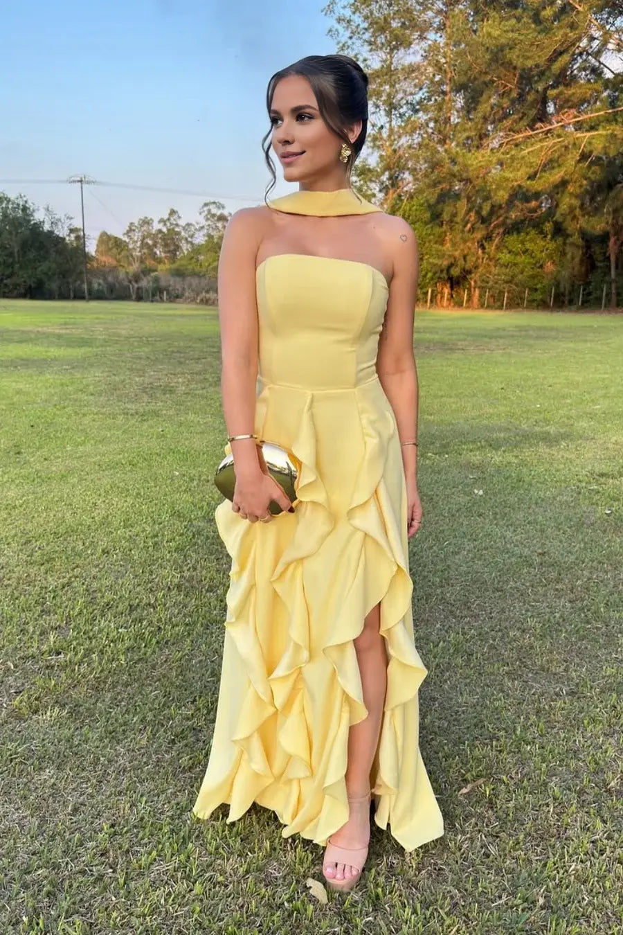 Chic Daffodil Satin A-Line Strapless Sleeveless With Scarf Tiers Ruffles And Split Long Affordable Prom Dress