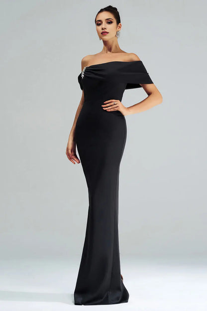 Elegant Black Mermaid Off the Shoulder Strapless Satin with Slit Long Formal Dress Hot Sale Evening Dresses