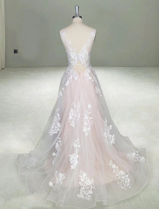 Beach Open Back Sexy A-Line V Neck Sleeveless Court Train Lace Bridal Gowns With Wedding Dresses