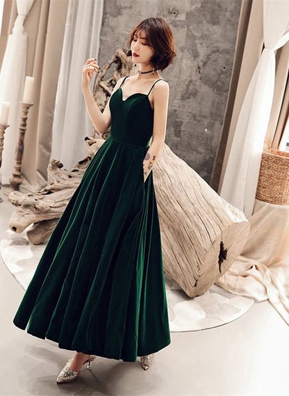 Emerald Green Velvet Spaghetti Strap Prom Dress Sweetheart A Line With Pockets