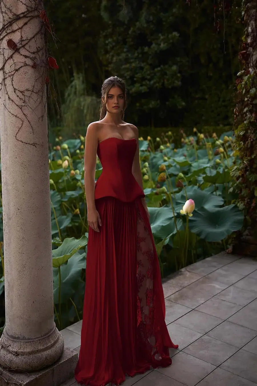 Exquisite Formal Women's Dresses A Line Strapless Sleeveless Pleated High Slit With Lace Long Affordable Prom Dress