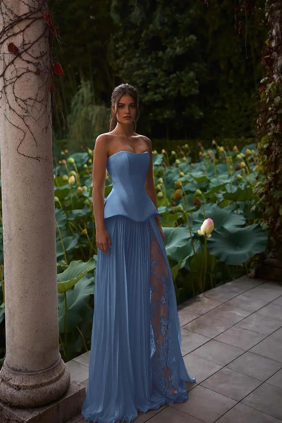 Exquisite Formal Women's Dresses A Line Strapless Sleeveless Pleated High Slit With Lace Long Affordable Prom Dress