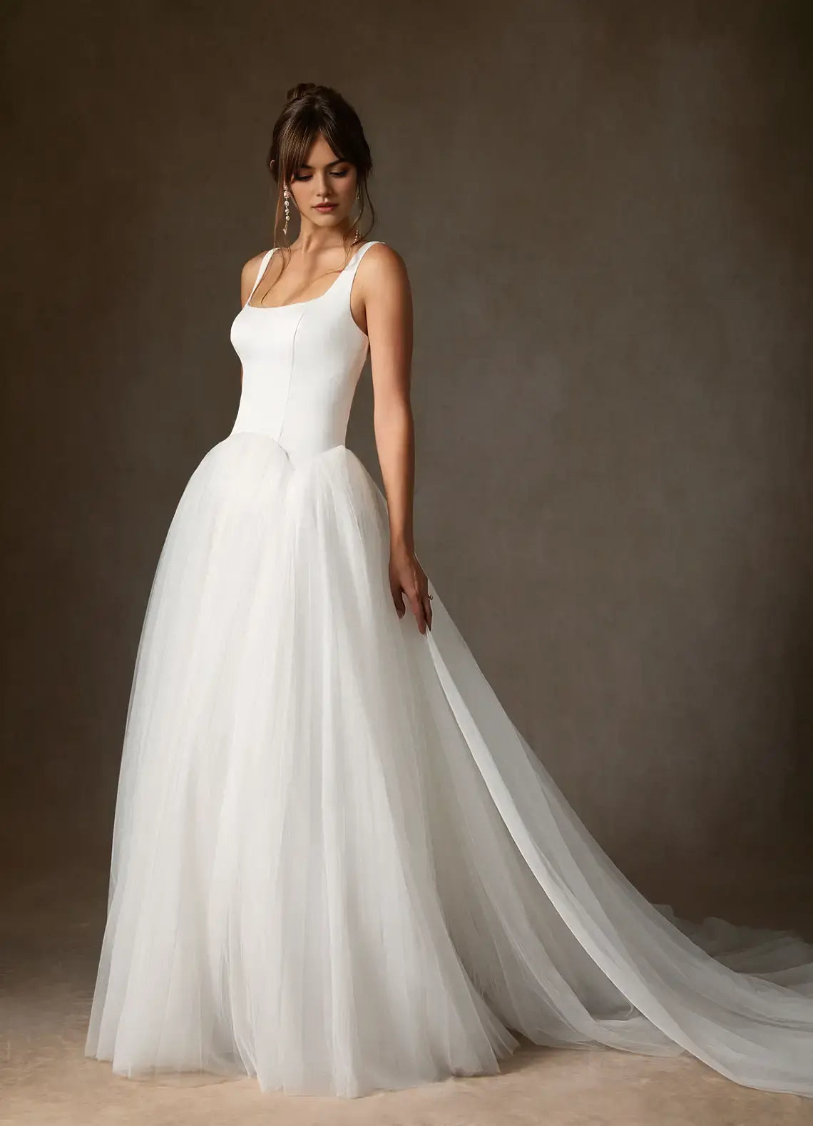 Elegant White A-Line Square Neck Sleeveless Satin Tulle Splicing Backless Hot Sale Wedding Dress