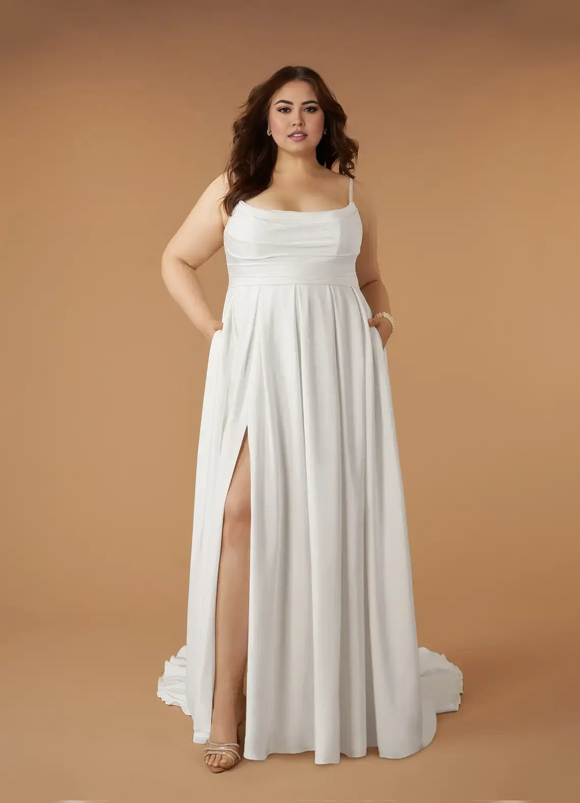 Elegant Simple White A-Line Spaghetti Strap Scoop Pleated Crepe Back Side Fork Backless Plus Size Hot Sale Wedding Dress