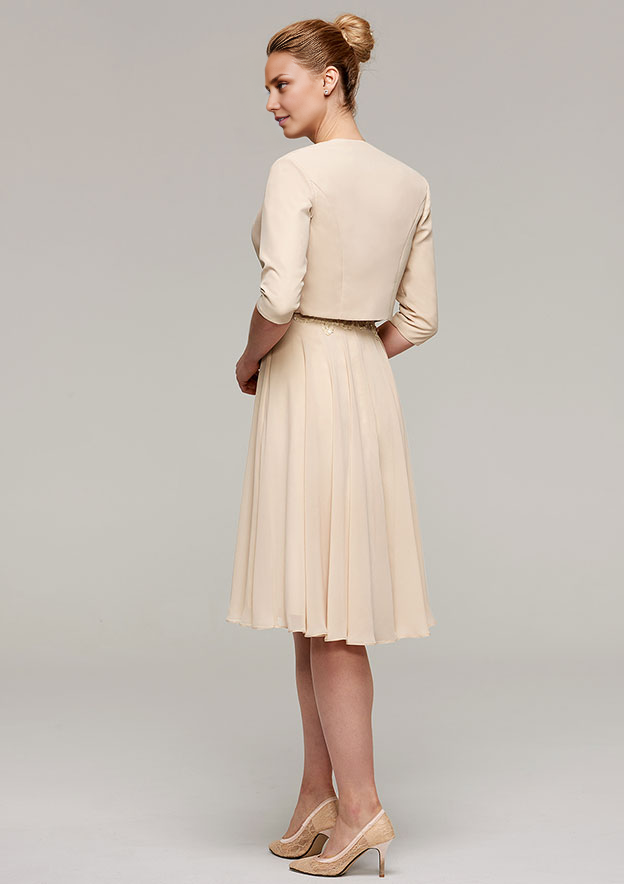 Classic Elegant Wedding Guest Dresses Champagne Chiffon A-line Boat Neck Sleeveless Lace Appliqued With Half Sleeve Jacket Two-Piece Knee-Length Bargain Mother of the Bride Dress