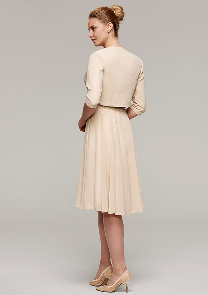 Classic Elegant Wedding Guest Dresses Champagne Chiffon A-line Boat Neck Sleeveless Lace Appliqued With Half Sleeve Jacket Two-Piece Knee-Length Bargain Mother of the Bride Dress