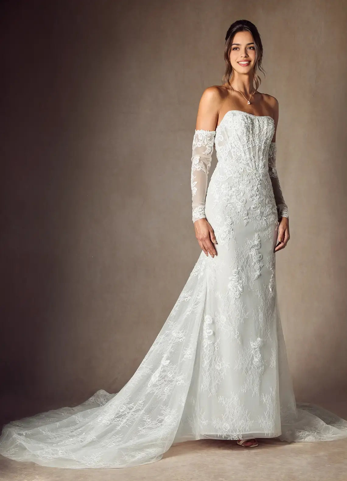 Romantic White Mermaid Strapless With Sleeves French Vintage Lace Backless Hot Sale Wedding Dress