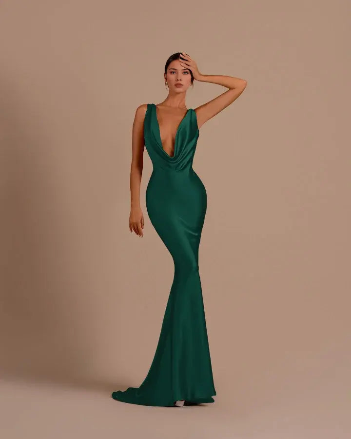 Charming Formal Women's Dresses Sexy Black Mermaid Deep V Neck Sleeveless Long Affordable Prom Dress
