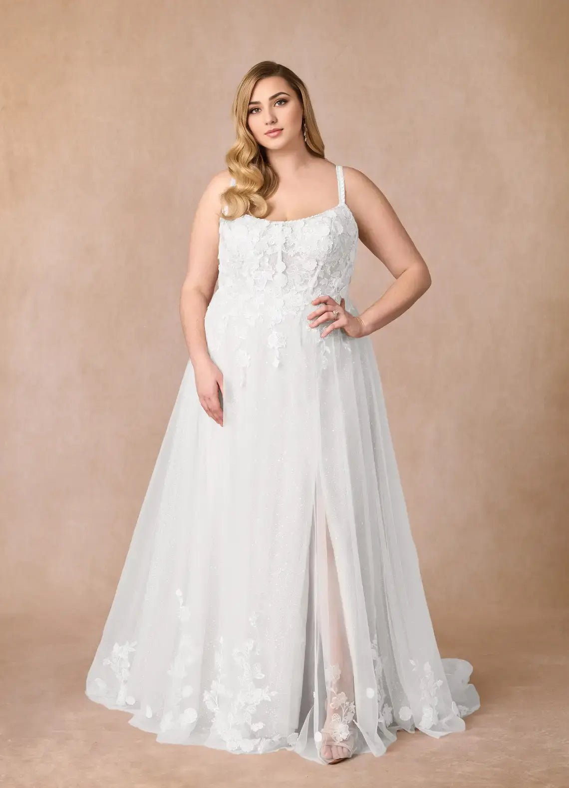 Sparkle Tulle White A-Line Spaghetti Strap Scoop Neckline Lace Applique Side Fork Elegant Plus Size Hot Sale Wedding Dress