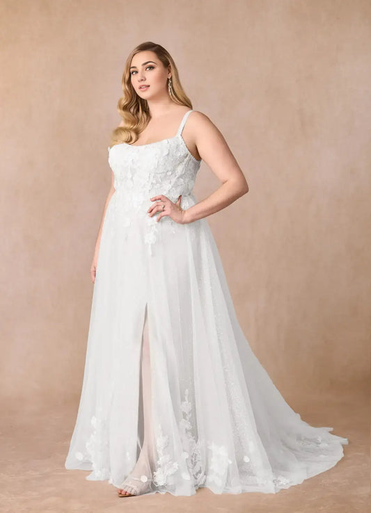 Sparkle Tulle White A-Line Spaghetti Strap Scoop Neckline Lace Applique Side Fork Elegant Plus Size Hot Sale Wedding Dress