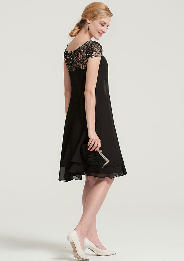 Simple Wedding Guest Dresses Black Chiffon A-line Boat Neck Short Sleeve With Beading Tiers Ruffles Knee-Length Bargain Mother of the Bride Dress