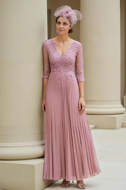 Exquisite Dusty Rose A Line V-Neck  Lace Appliqued 3/4 Long Sleeve Pleated Dress Fashion Long Wedding Guest Dress Hot Sale Mother of the Bride Dresses