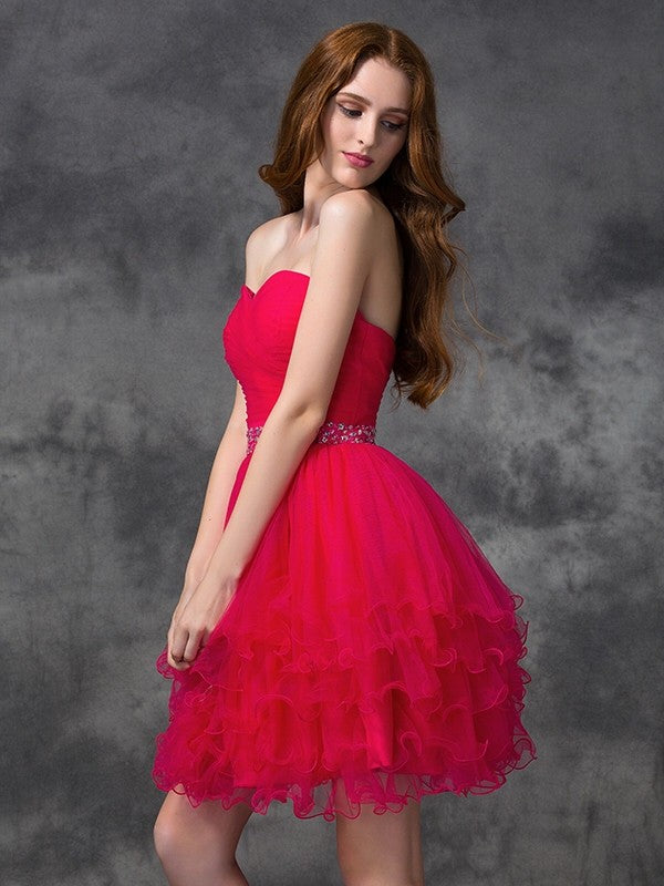 A-line/Princess Sweetheart Beading Sleeveless Short Satin Cocktail Dresses