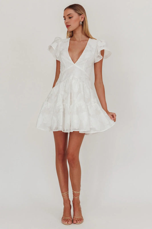 Fashion A Line V-Neck Ruffle Sleeve Printing Textured White Exquisite Mini Dress Hot Sale Homecoming Dress