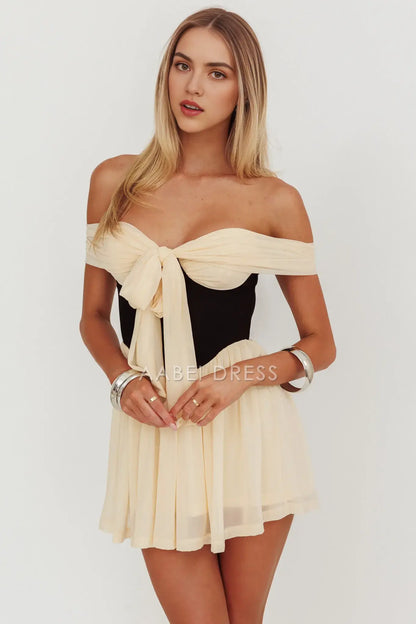 A Line Off-Shoulder Sweetheart Neckline Ruched Ivory/Black Fashion Mini Dress Hot Sale Homecoming Dress