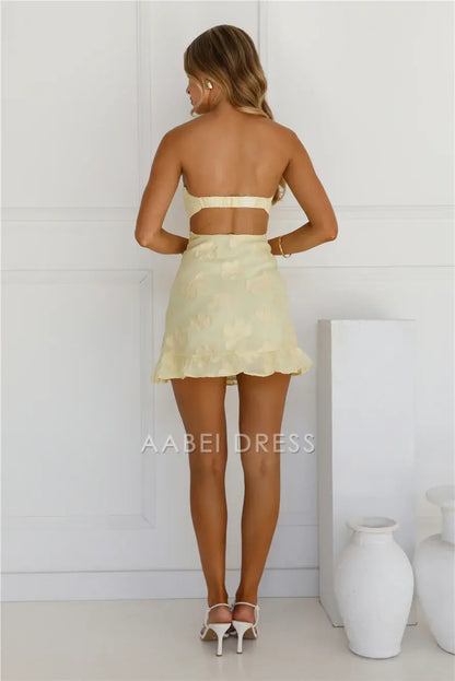 Yellow Sheath Strapless Sweetheart Neckline Backless Ruched Flower Exquisite Short/Mini Dress Hot Sale Homecoming Dress