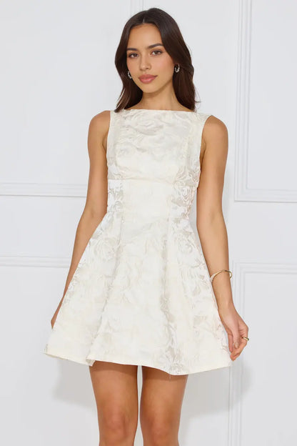 White A Line Boat Collar Exquisite Jacquard Sleeveless Waist  Backless Chiffon Like Tie Sweet Cute Mini Dress Hot Sale Homecoming Dress