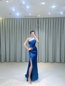 Bold Sheath One‑shoulder Sleeveless Solid‑back Floor‑length Slit Prom Dress