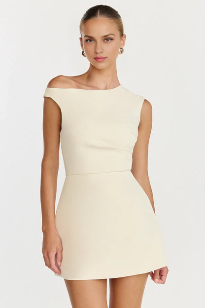 Chic Asymmetrical One-Shoulder Sleeveless Plain Back Mini A-Line Homecoming Dresses