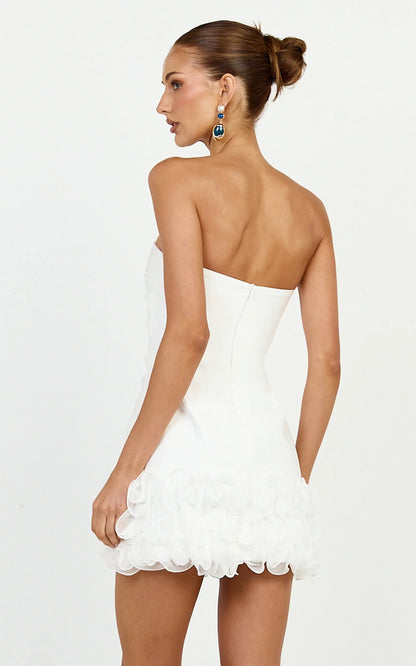 Chic Strapless A-Line Sleeveless Zipper Back Mini Ruffled Hem Homecoming Dresses for Women